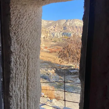 Local Cave Avanos